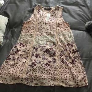 NWT Floral Flowy Dress